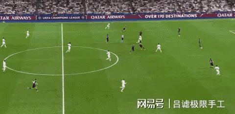 真人体育娱乐平台包含赛地聚焦:欧冠今晚热度飙升,尤文图斯强势反弹,媒体盛赞,身体对抗强度拉满的词条